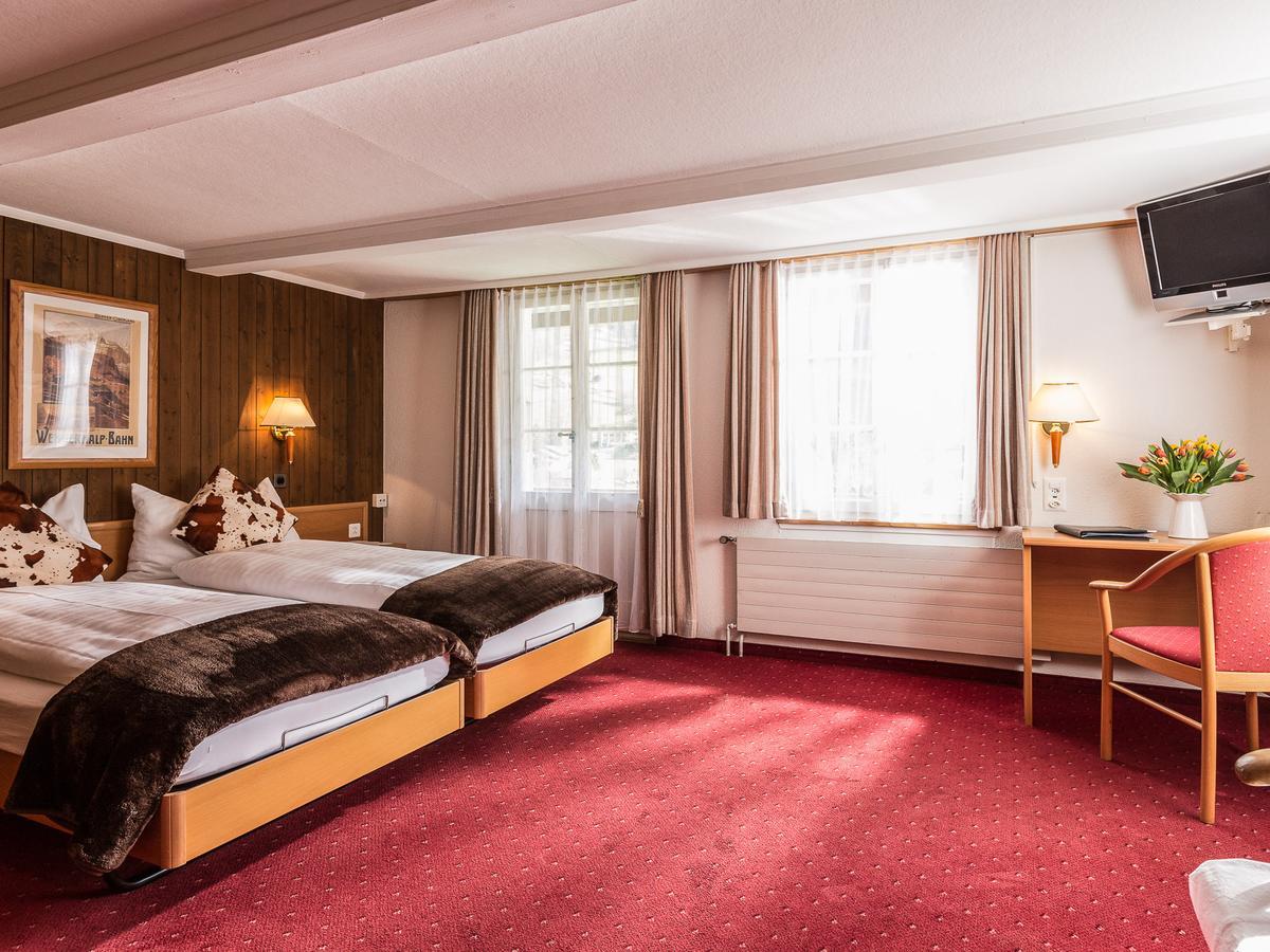 Hotel Oberland Lauterbrunnen Quarto foto