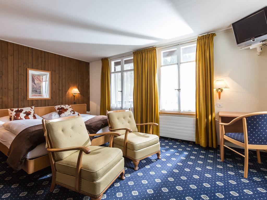 Hotel Oberland Lauterbrunnen Quarto foto